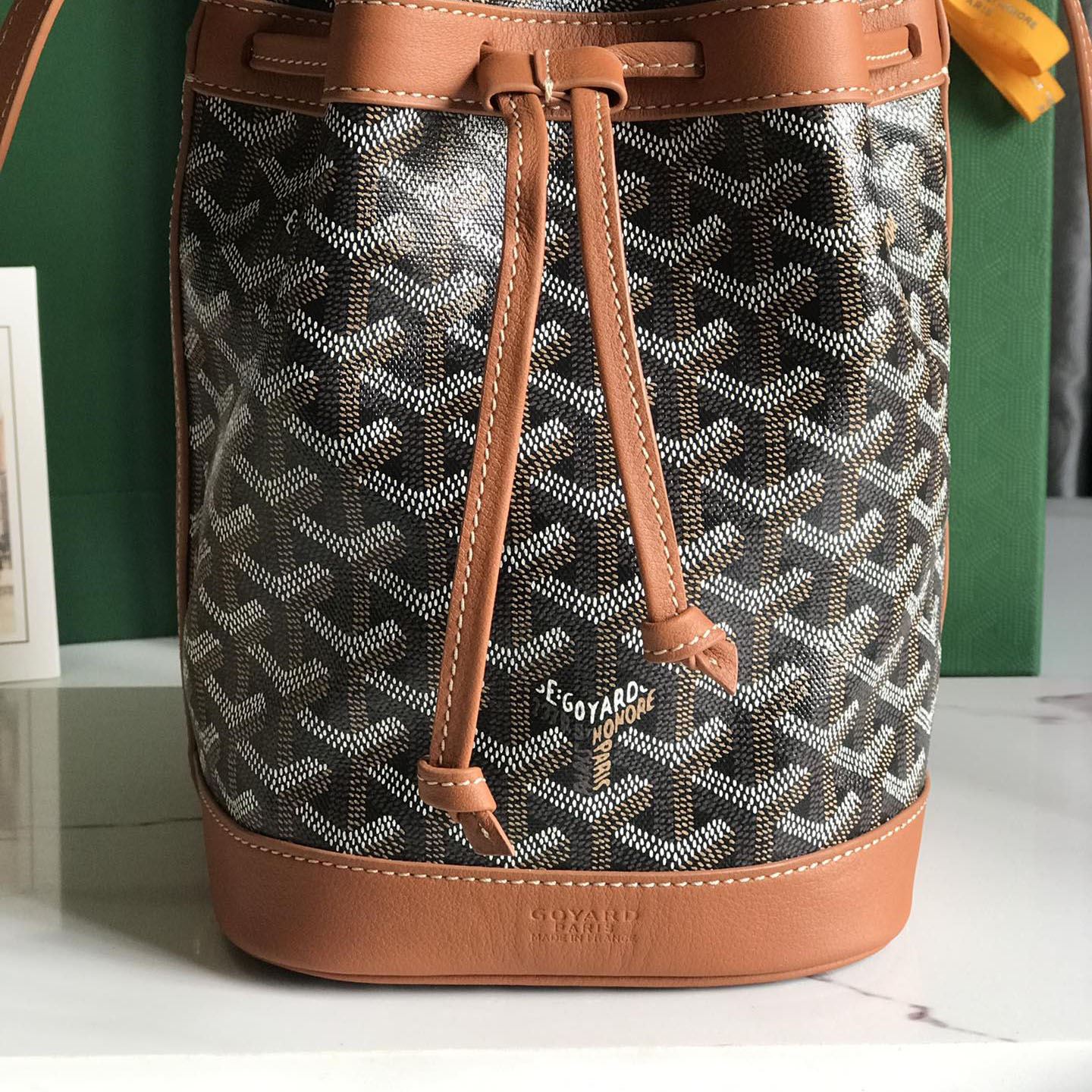 Go*ard bucket bags
